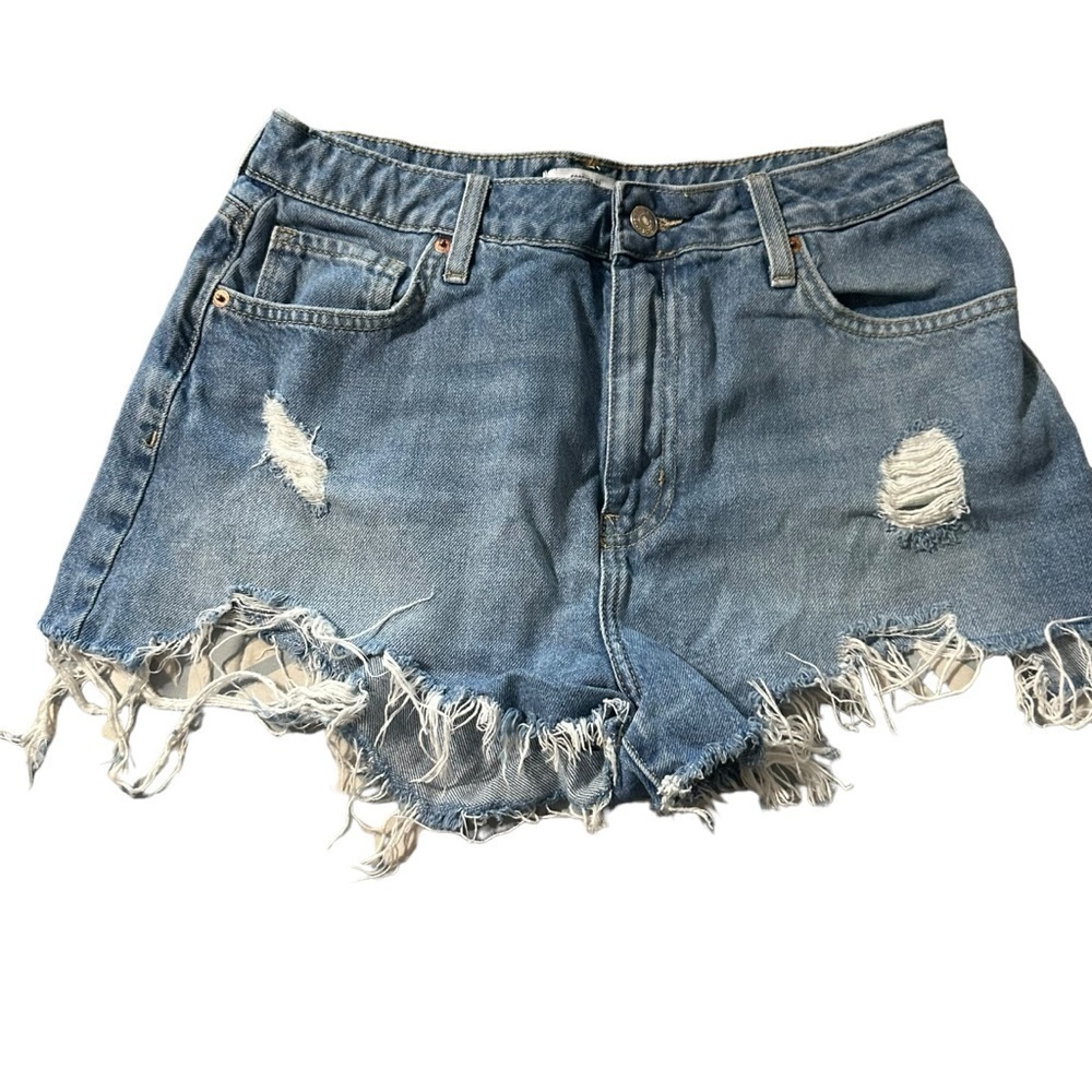 Forever 21 women's size 28 cutoff distressed denim shorts